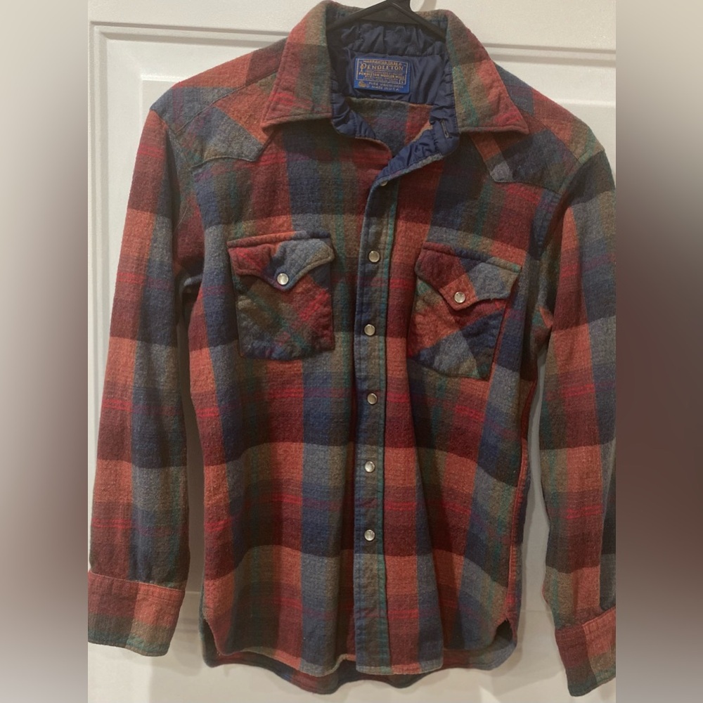 Pendleton youth’s Red and Blue Plaid pearl cowboy Button Down Shirt 🤠